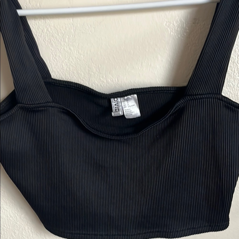 H&M Black Ribbed Top - Picture 2 of 2